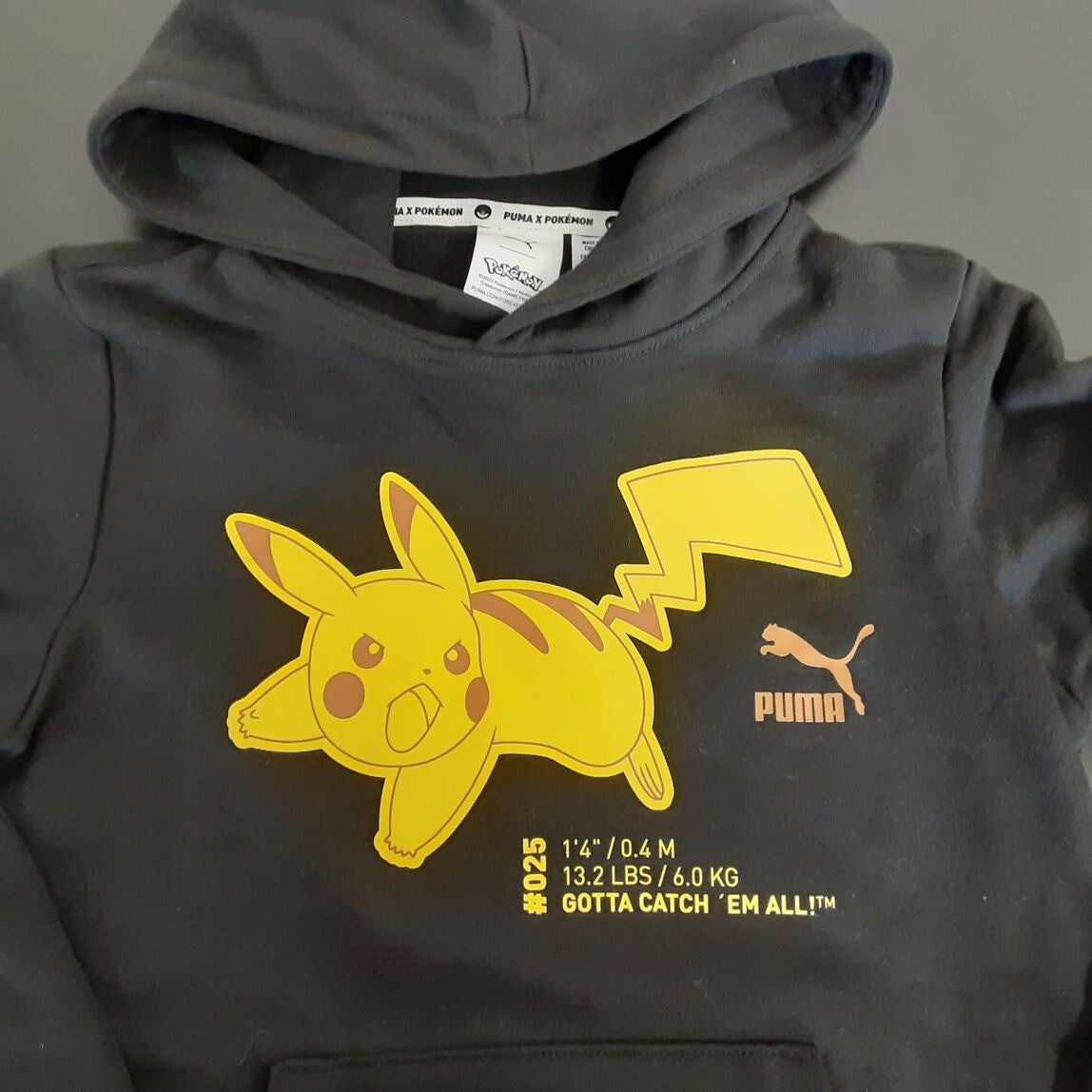PUMA × Pokemon Pikachu Puma Black French Terry Pullover Hoodie S Youth RA17/222