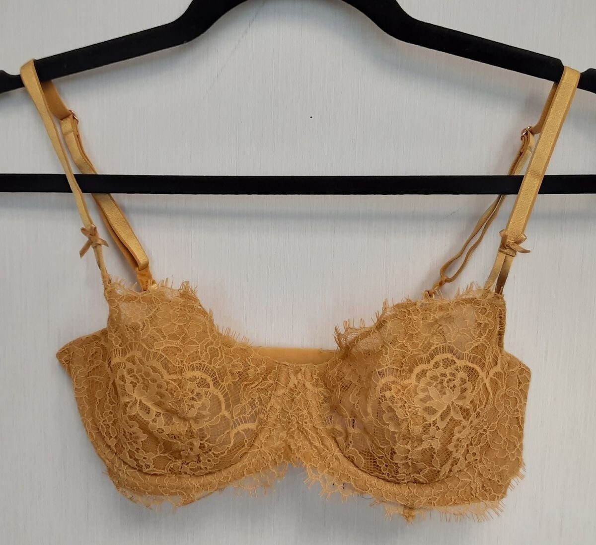 Victoria's Secret DREAM ANGELS Push-up without padding Bra (32D) #64/220