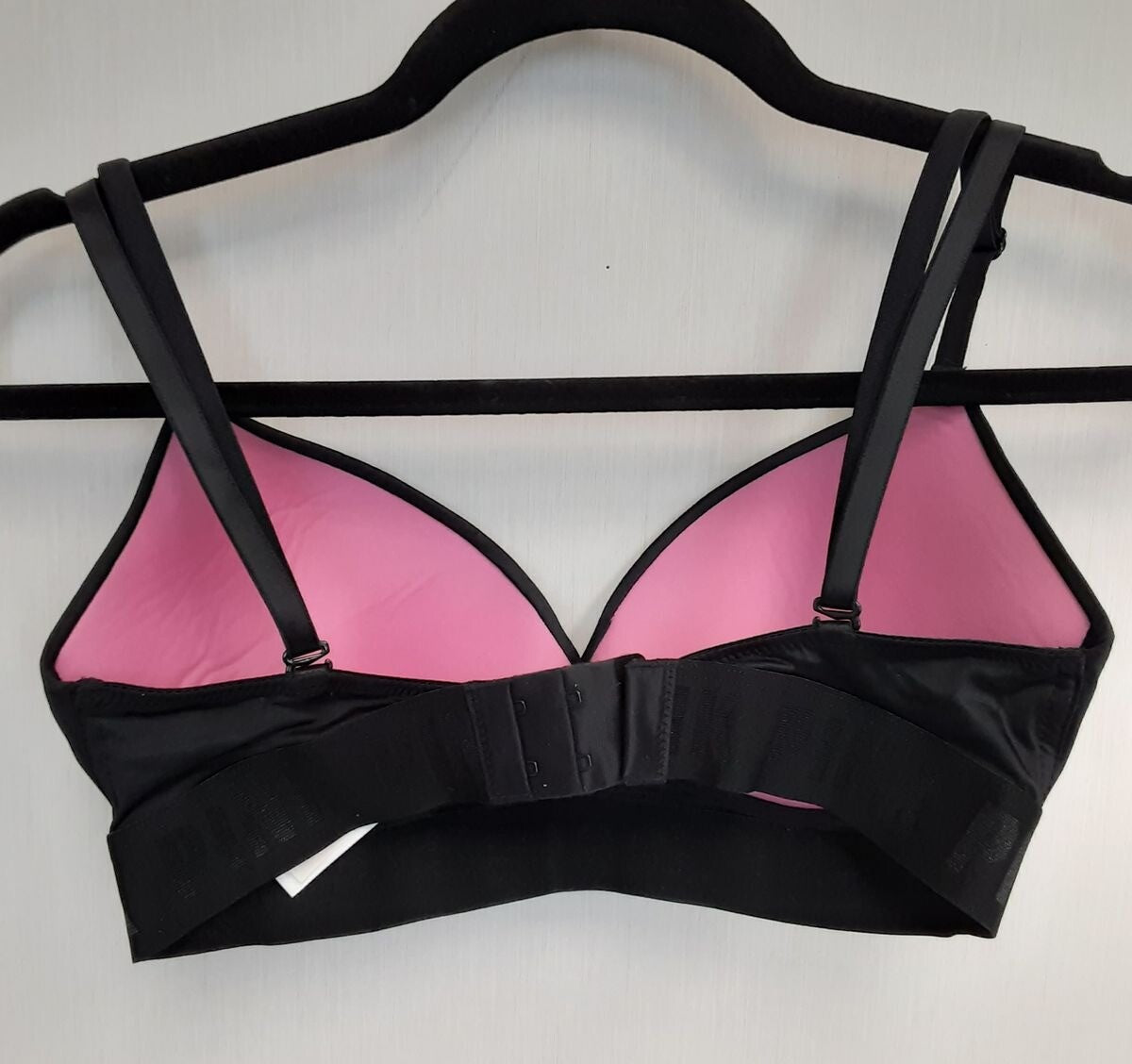 Victoria's Secret PINK Everywhere Wireless push up Bra 32D  Black #81/221