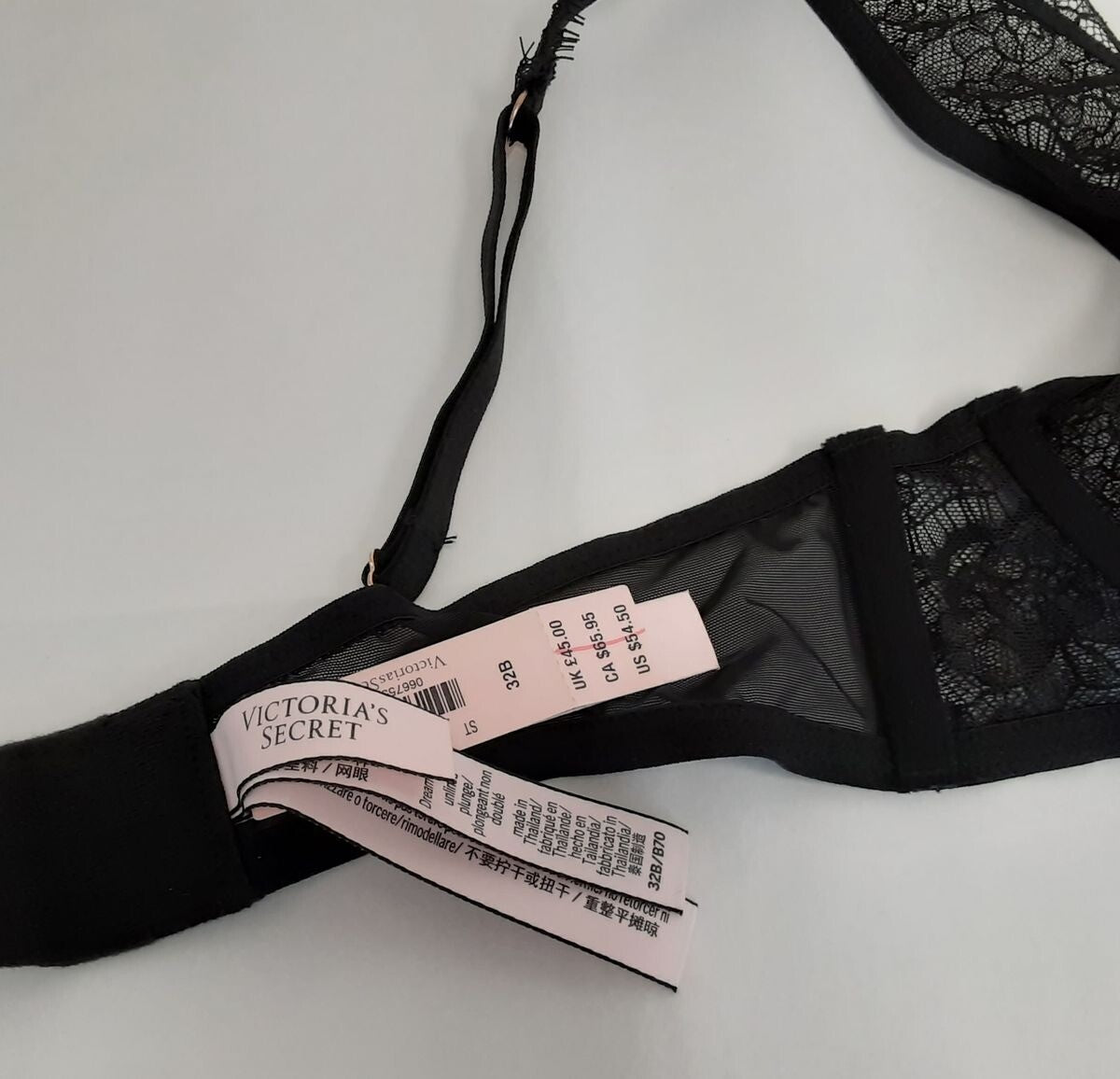 Victoria's Secret Dream Angels Unlined Plunge Bra 32B Black lace #11/223