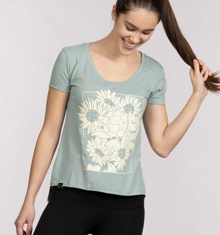 New Pikachu & Sunflora Pokemon Nature Spring Green T-Shirt  M Women RA21/221