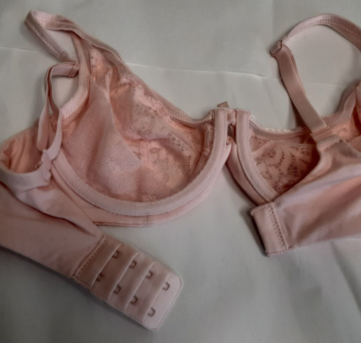 Victoria's Secret Body by Victoria Unlined Elongated Bra 32DD Peach #73/223