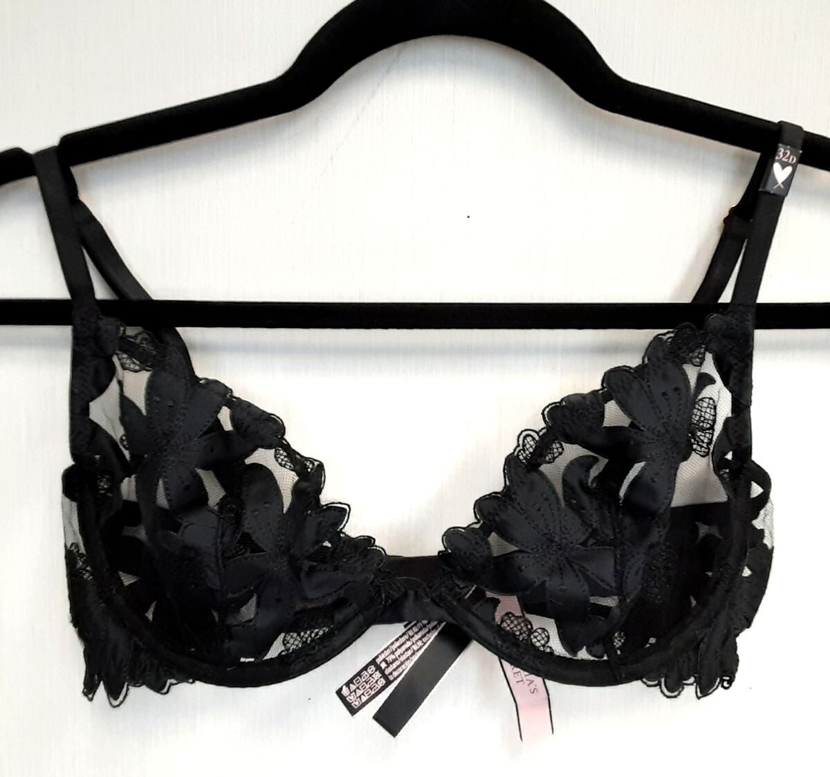 Victoria's Secret Very sexy Unlined Floral Embroidered Demi Bra 32D BLACK #41/220