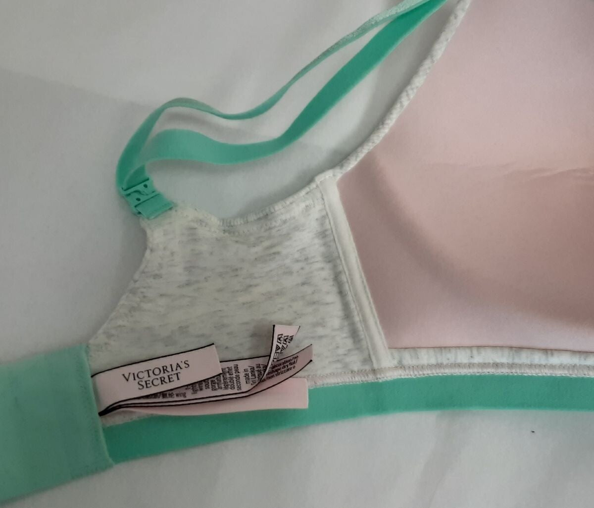 Victoria's Secret t-shirt Lightly Lined wireless soft Bra 32DDD Gray/Mint #28/223