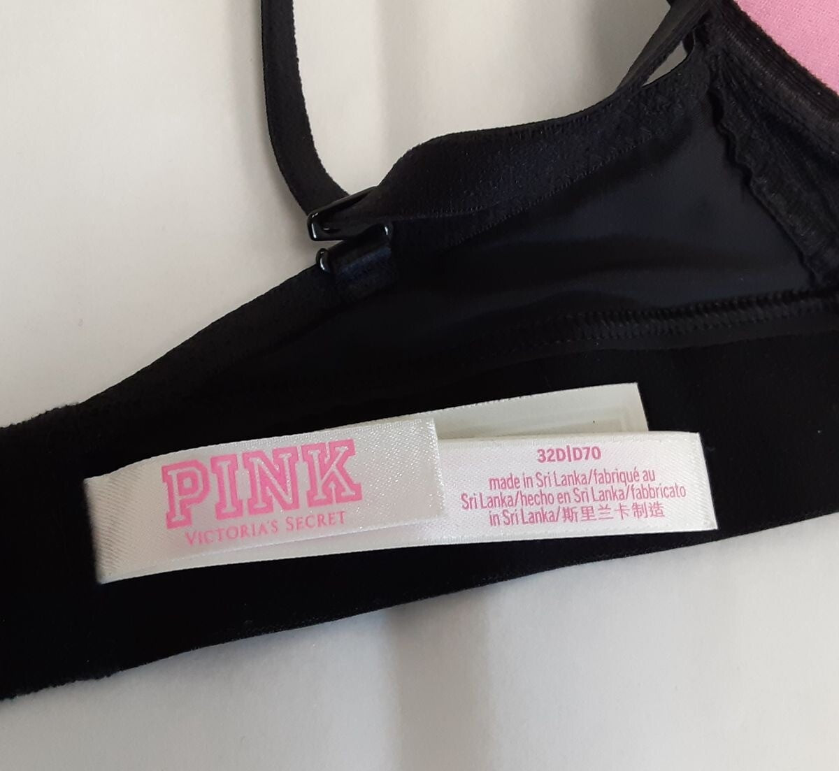 Victoria's Secret PINK Everywhere Wireless push up Bra 32D  Black #81/223