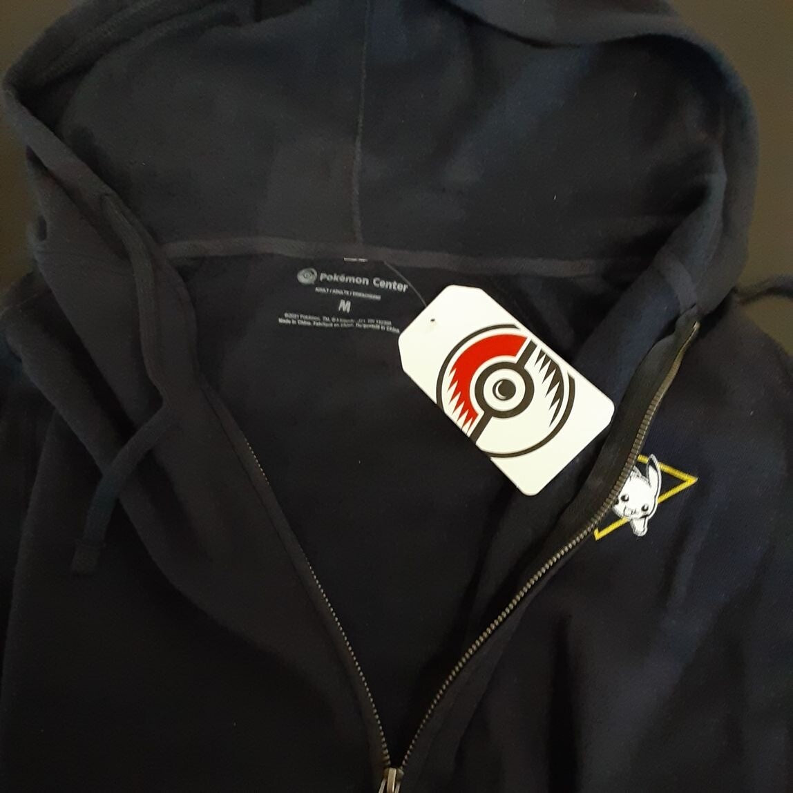 Pokemon Pikachu Pokémon Active Blue Fitted Zip-Up Hoodie  M Adult RG10/227