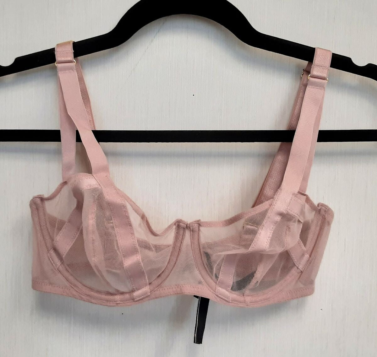 Victoria's Secret Unlined mesh balconette Sexy Strappy Cup Bra Blush 32D #22/221