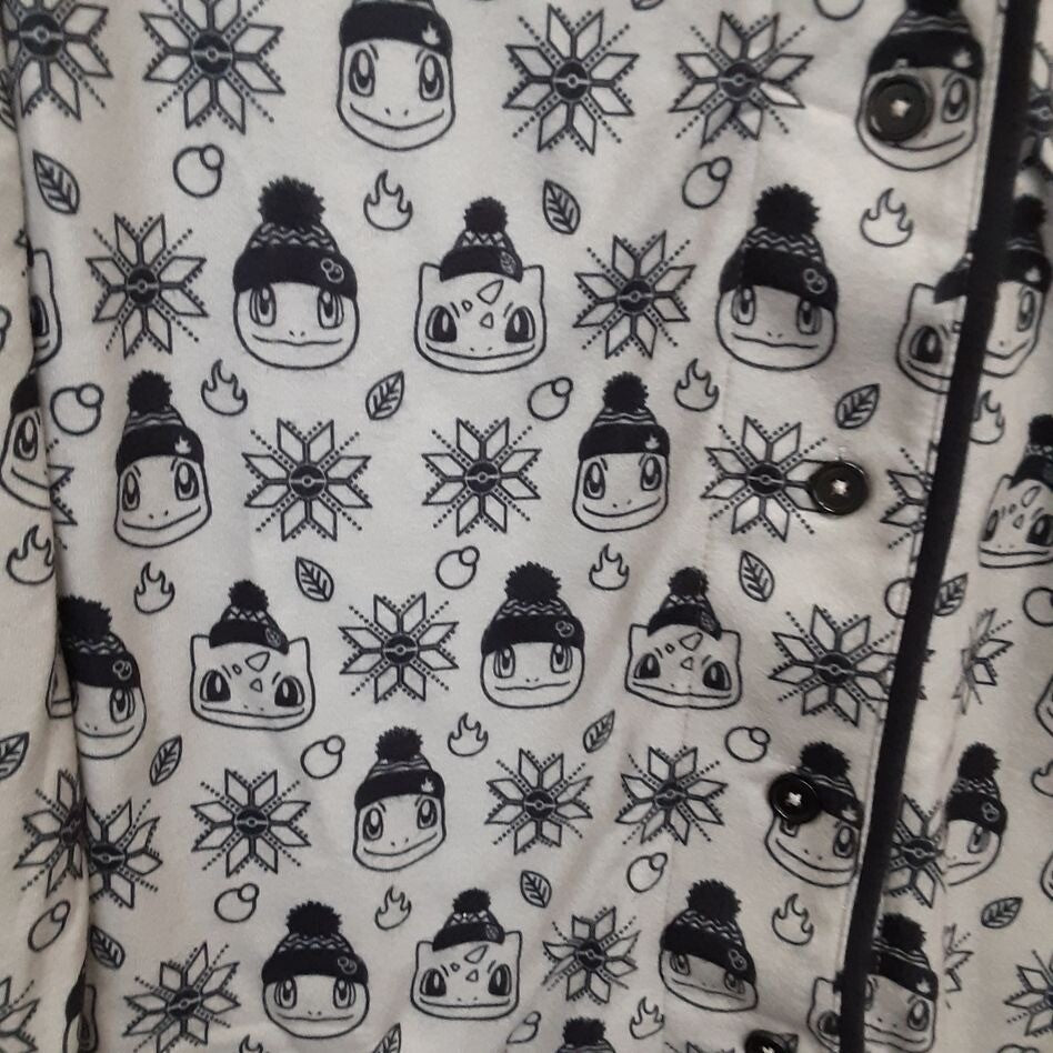 Pokemon center Holiday Flannel Button-Up Pajama Set M  Women RA30/223