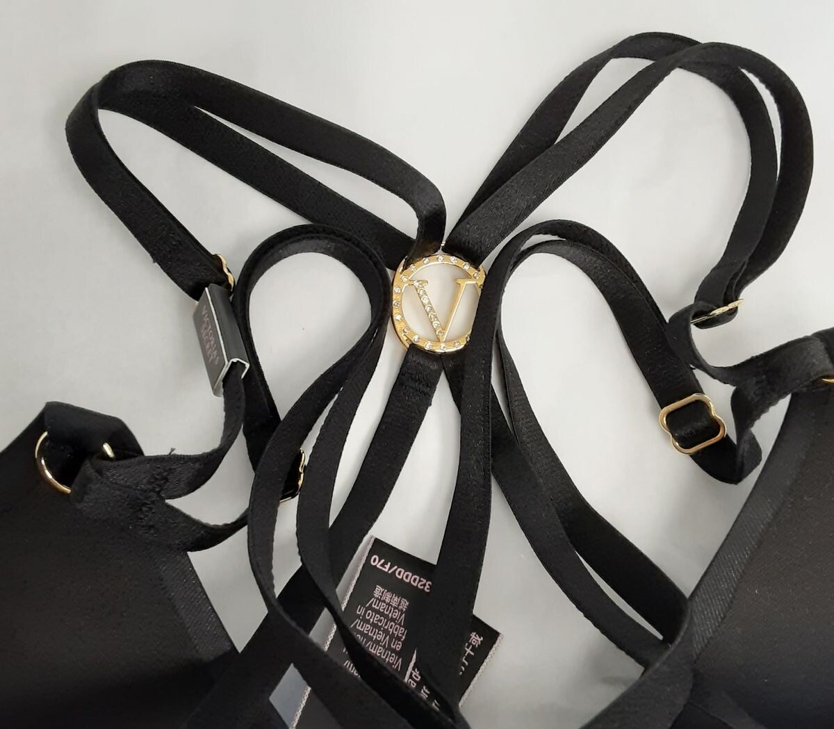 Victoria's Secret uplift plunge Push-up Bra Black /32DDD #88/222