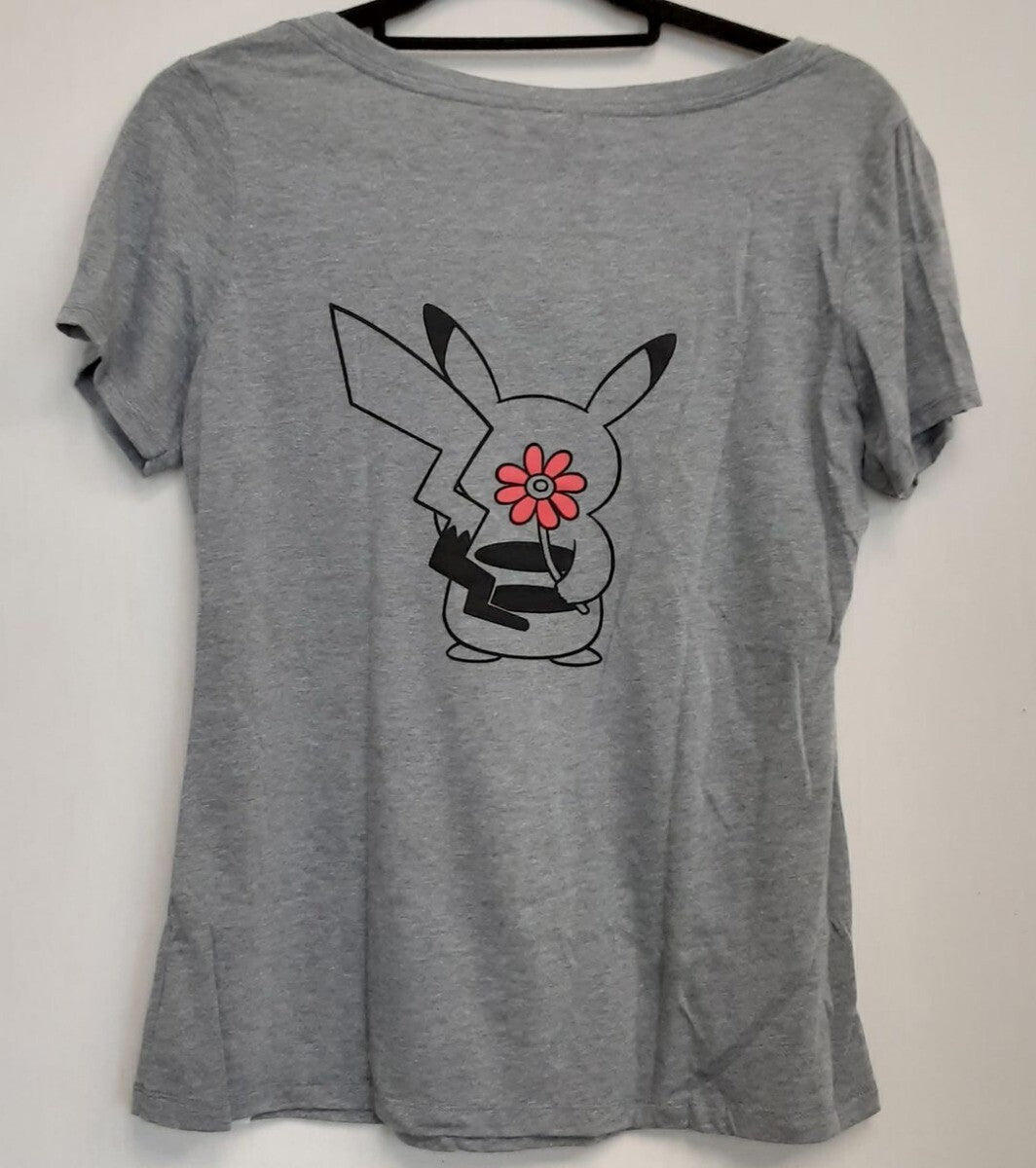Pokemon Pikachu Holding Flower Heather Gray Fitted Scoop Neck T-Shirt XL RG7/223