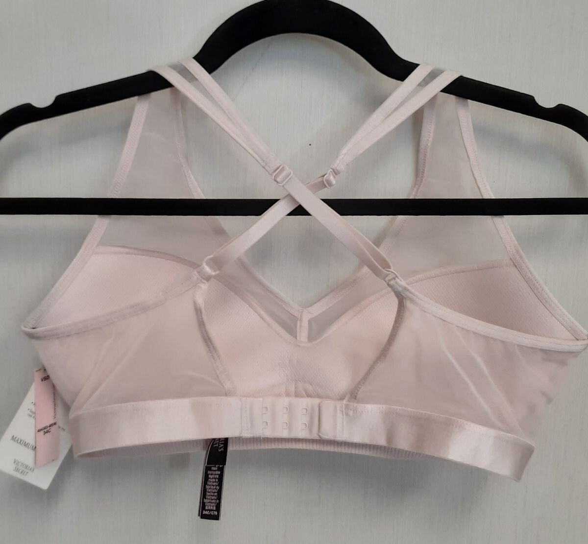 Victoria's Secret Lightweight Max. support Superior wicking Bra 34C Light #51/221