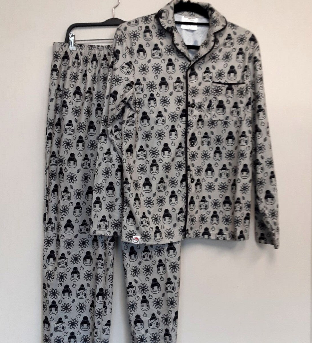 Pokemon Kanto First Partner Holiday Flannel Button-Up Pajama Set S Men RA21/220