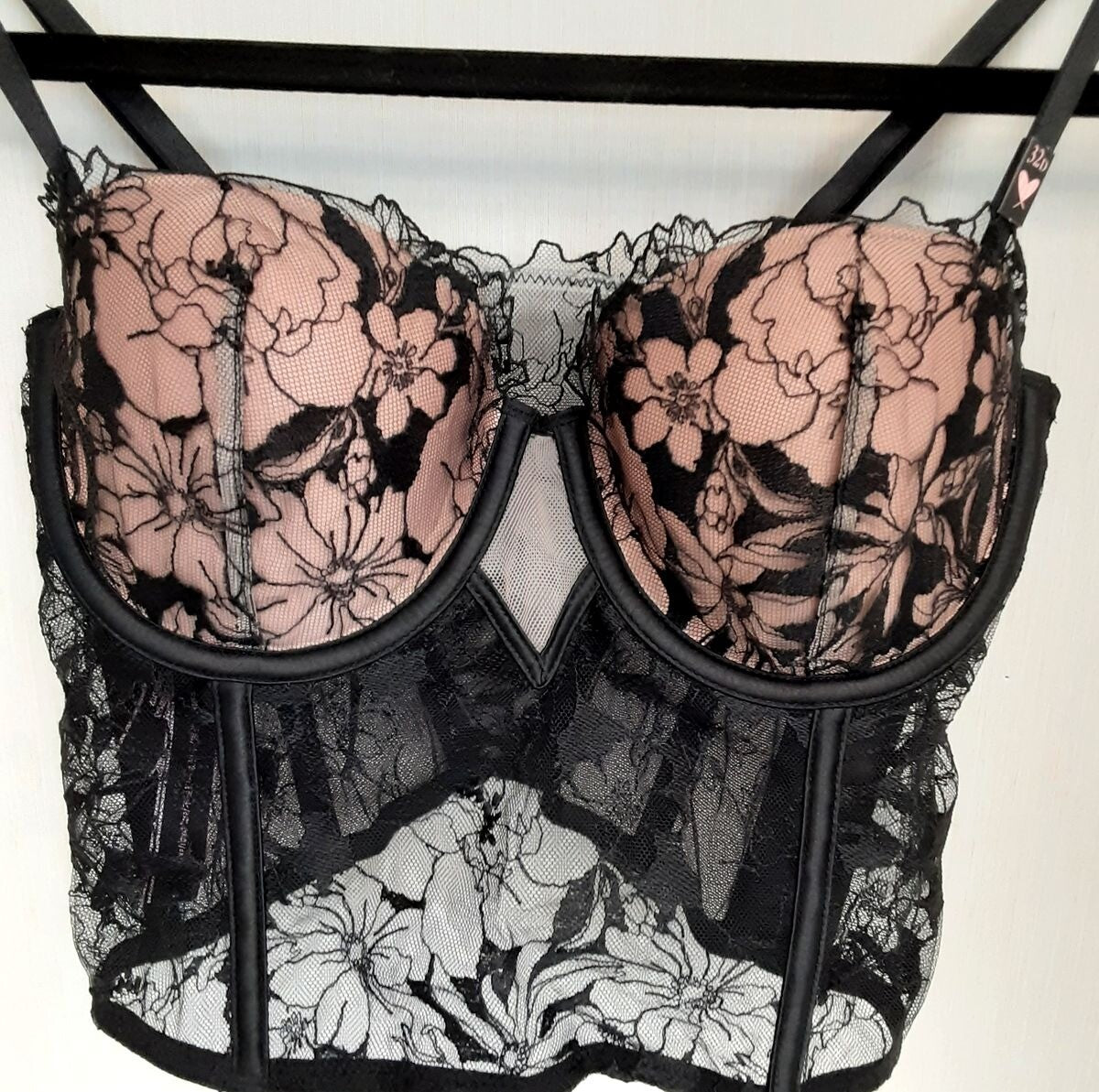 Victoria's Secret balconet Bra Black Floral lace lightly lined (New /32D) #46/221
