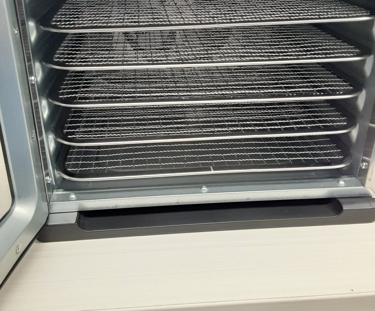 Used Konfintos 700W Food Dehydrator Machine KS1013  6 XL Stainless Steel Trays (13
