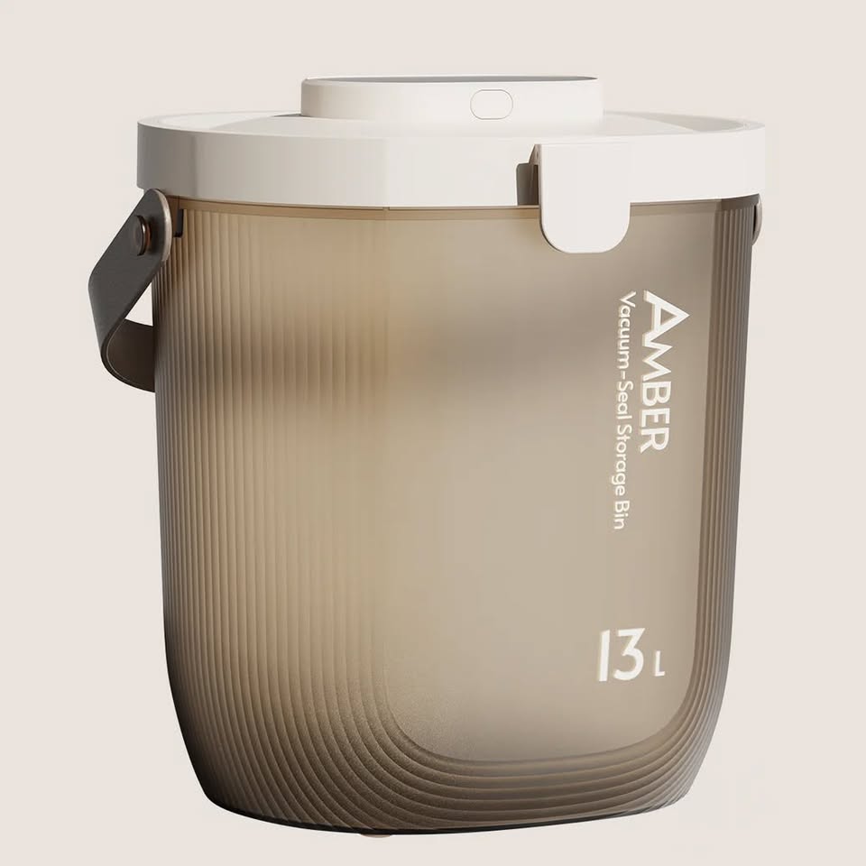 VOOCOO Amber Vacuum Seal Storage Food Container For Cats and Dogs