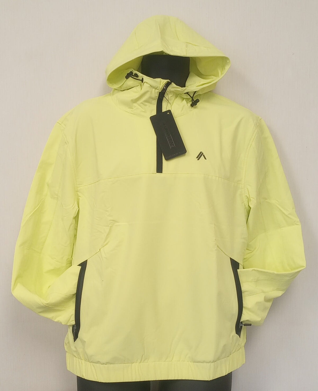 NEW ALPHALETE WOMEN'S  TECH WINDBREAKER - CITRUS SLICE - SIZE - M /RG31/120