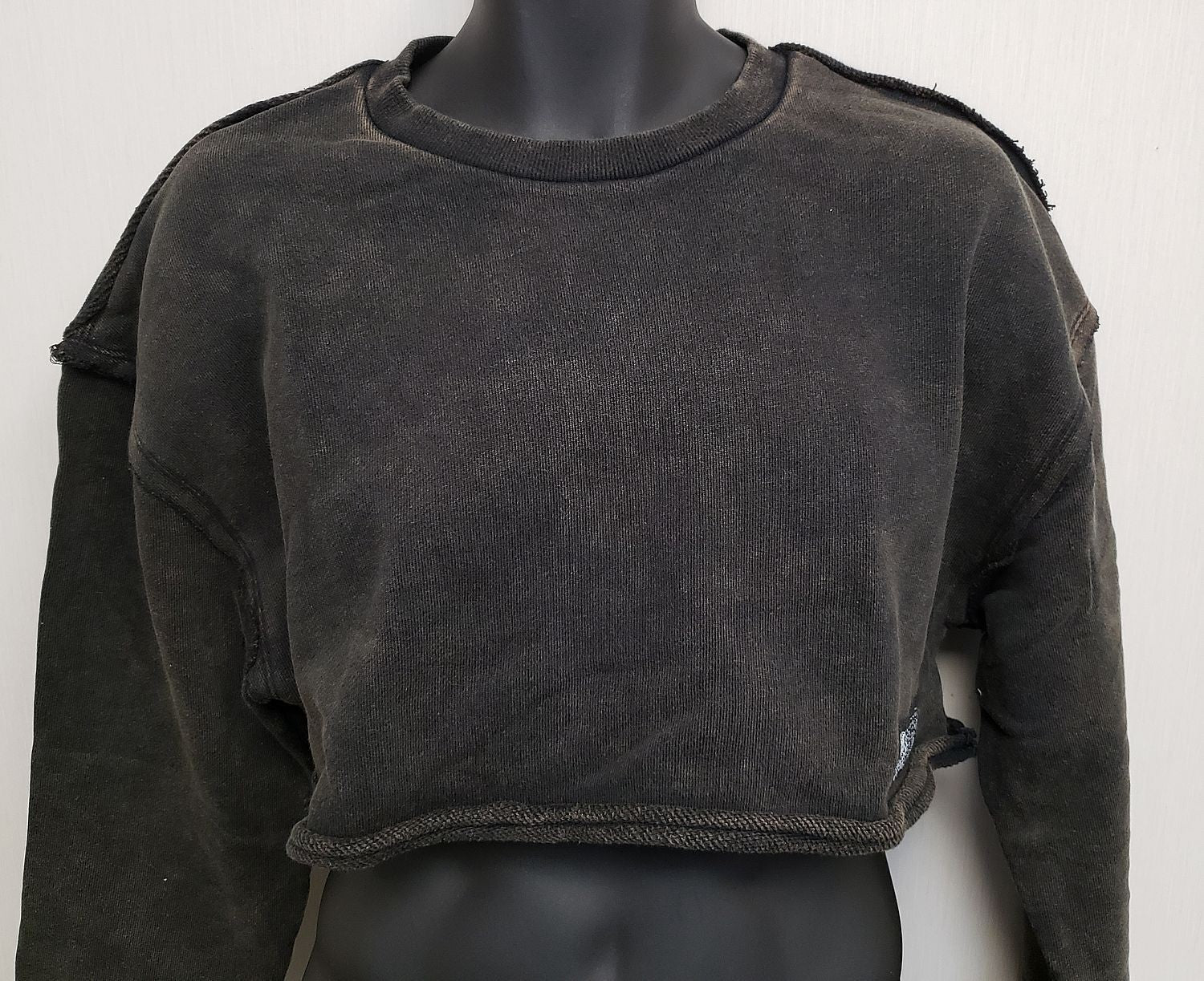 NEW Alphalete Women's Terry Oversize Crop Pullover Onyx (260778) Size M DA8a/21