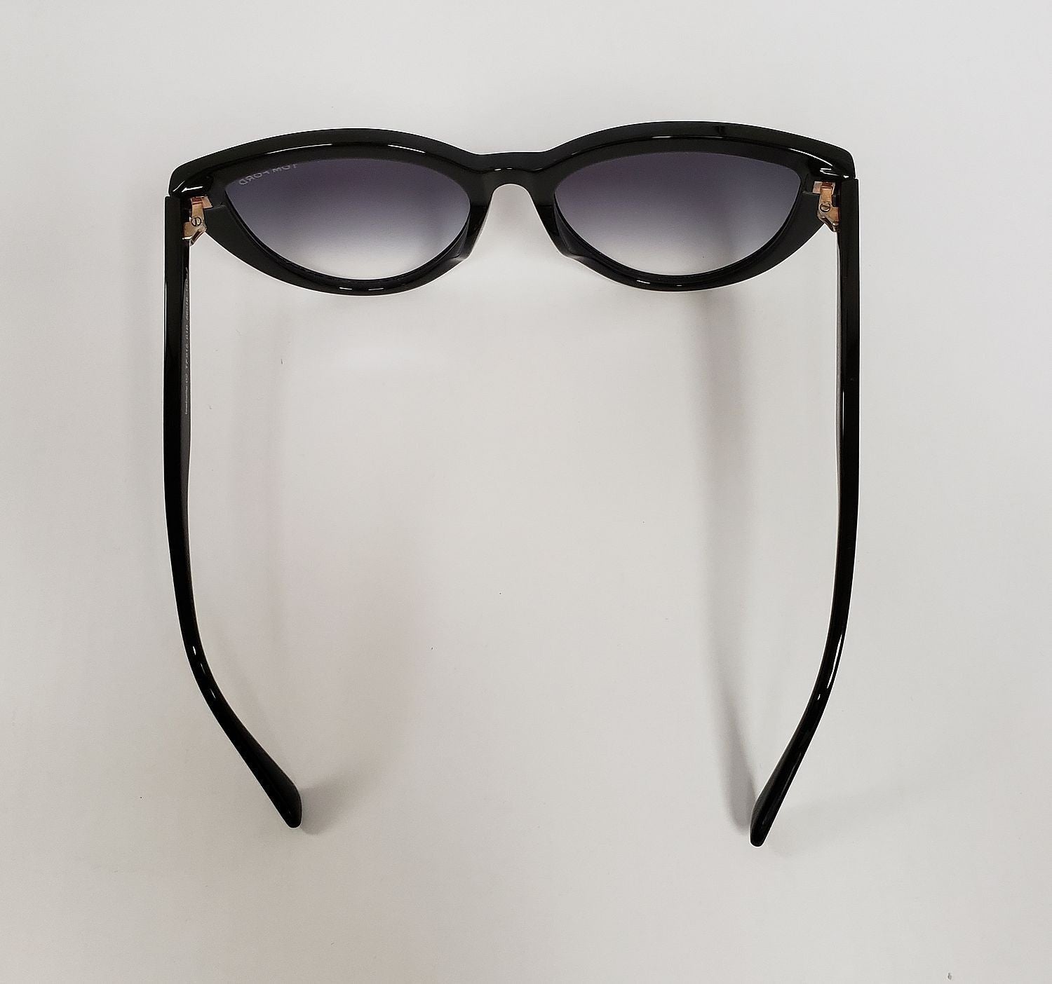 NEW Tom Ford Isabella-02 TF 915 01B Black/Gradient Smoke Women's Sunglass G6A/23