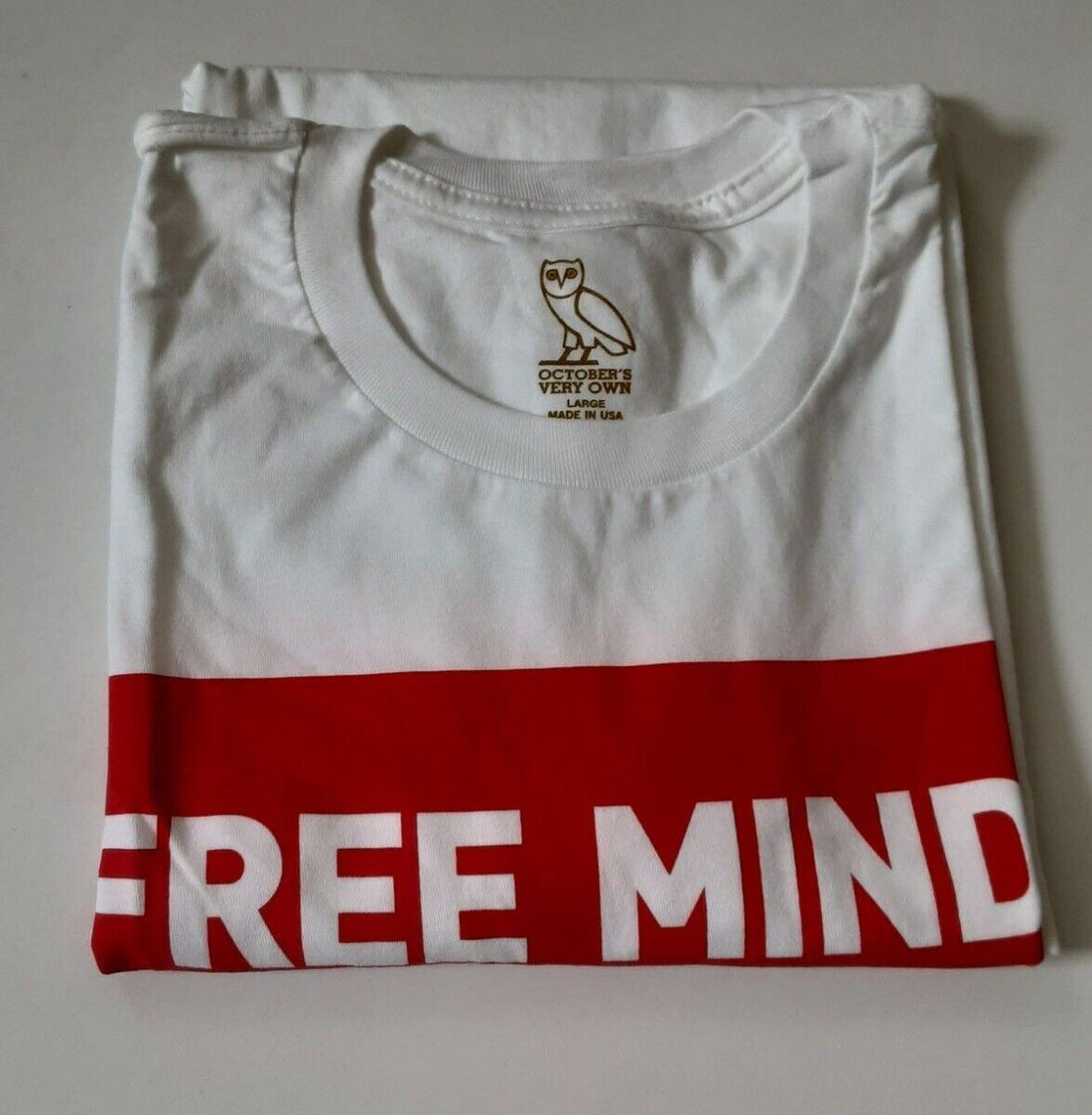 New October's Very Own OVO FREE MINDS WHITE T-Shirt Sh/Slv ( Size LG) RA60