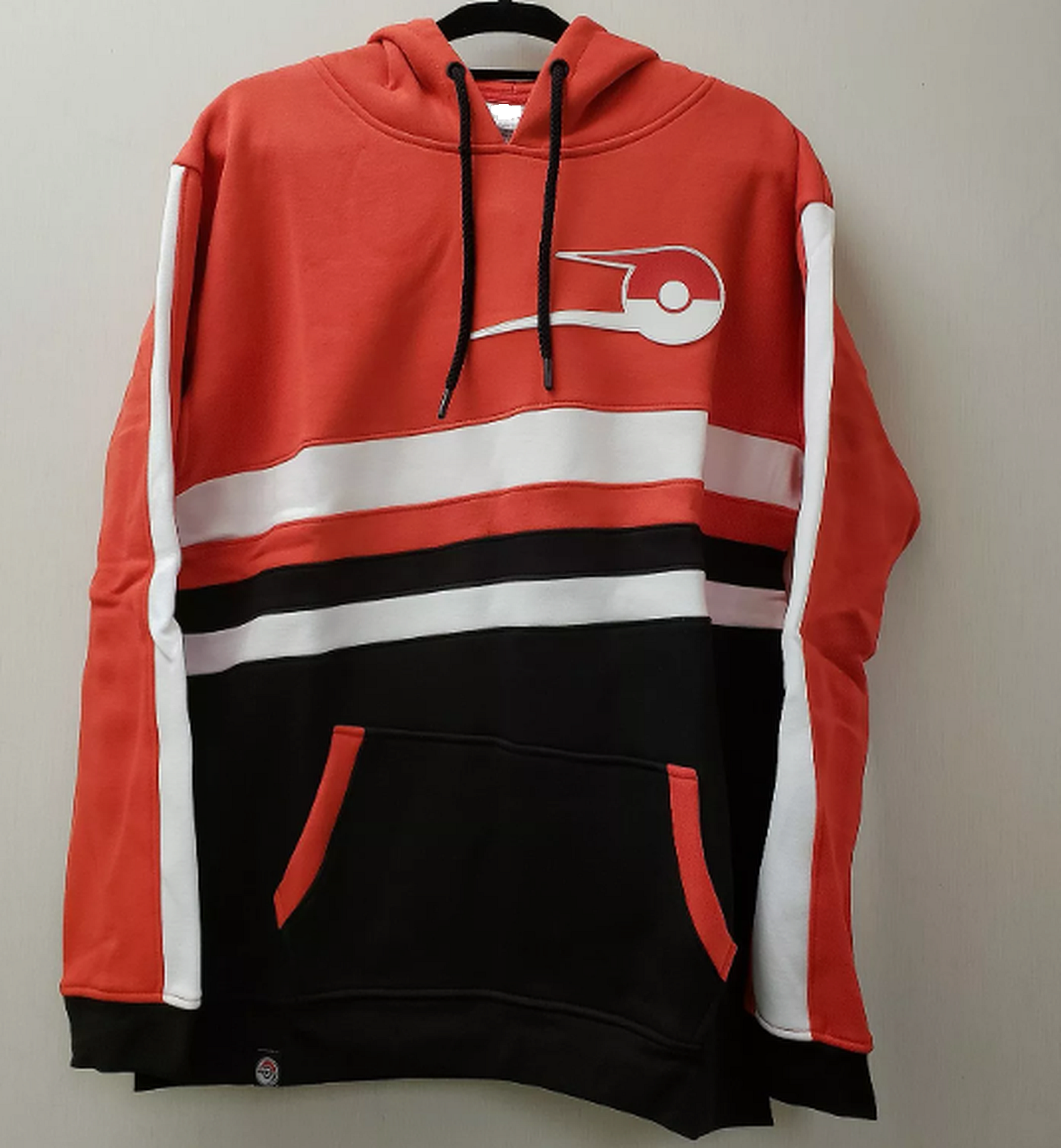 New Pokemon Trading Card Game Live Red Pullover Hoodie Adult L G17a/22