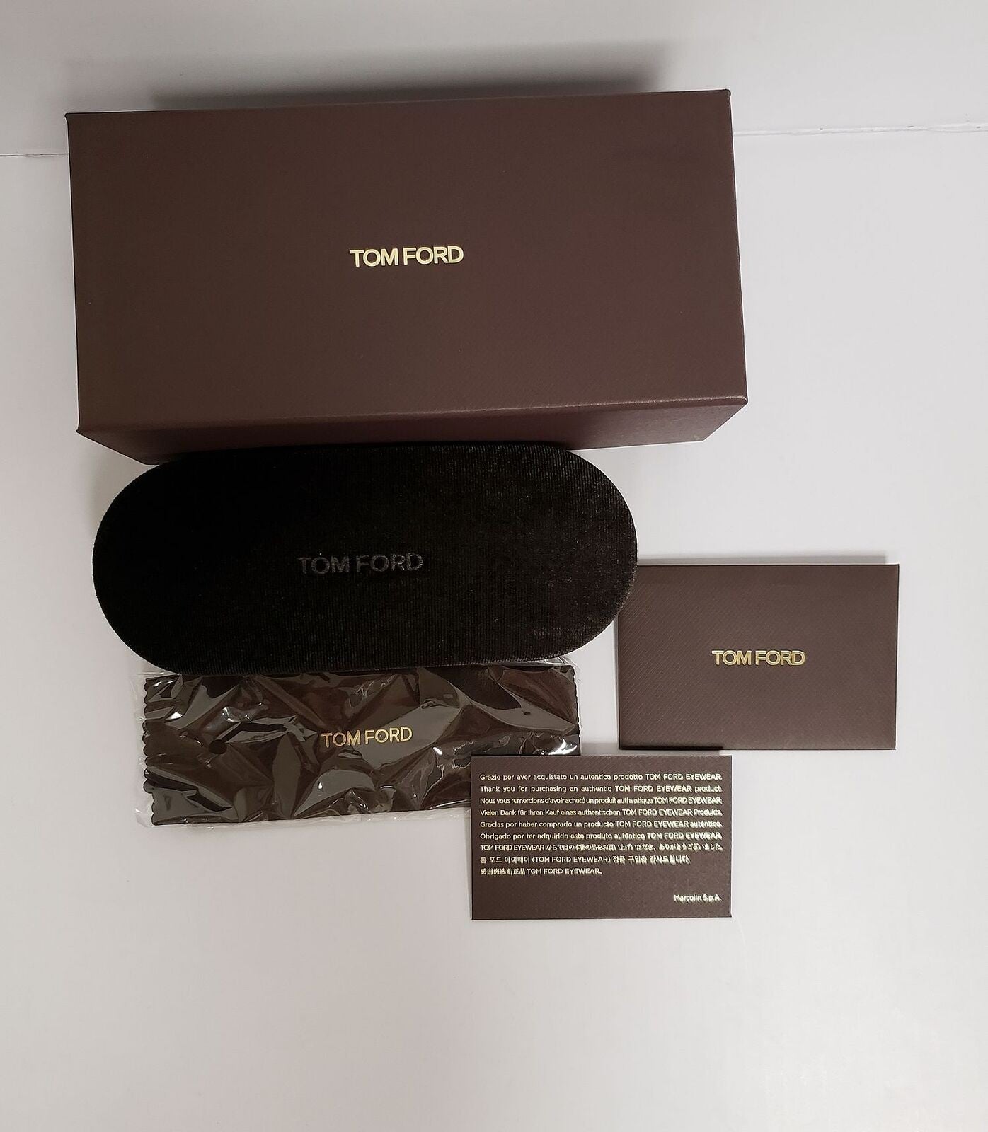 NEW Tom Ford Isabella-02 TF 915 01B Black/Gradient Smoke Women's Sunglass G6A/27