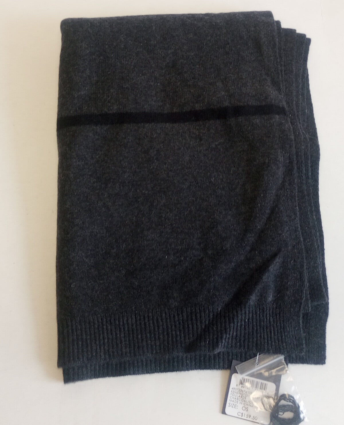 BNWT Club Monaco Kensington Cashmere Scarf  SIZE - 0S /N5/123