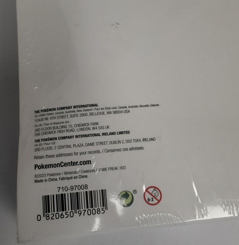 Pokemon Center Graduation Pikachu 2023 Pokémon Pin Box Set (4-Pack)RA18/224