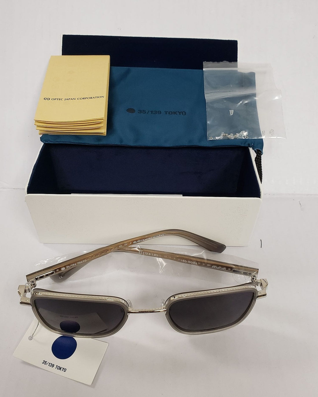 NEW TOKYO 35/139 KEMURI 160-0004 AUTHENTIC SUNGLASSES BB210