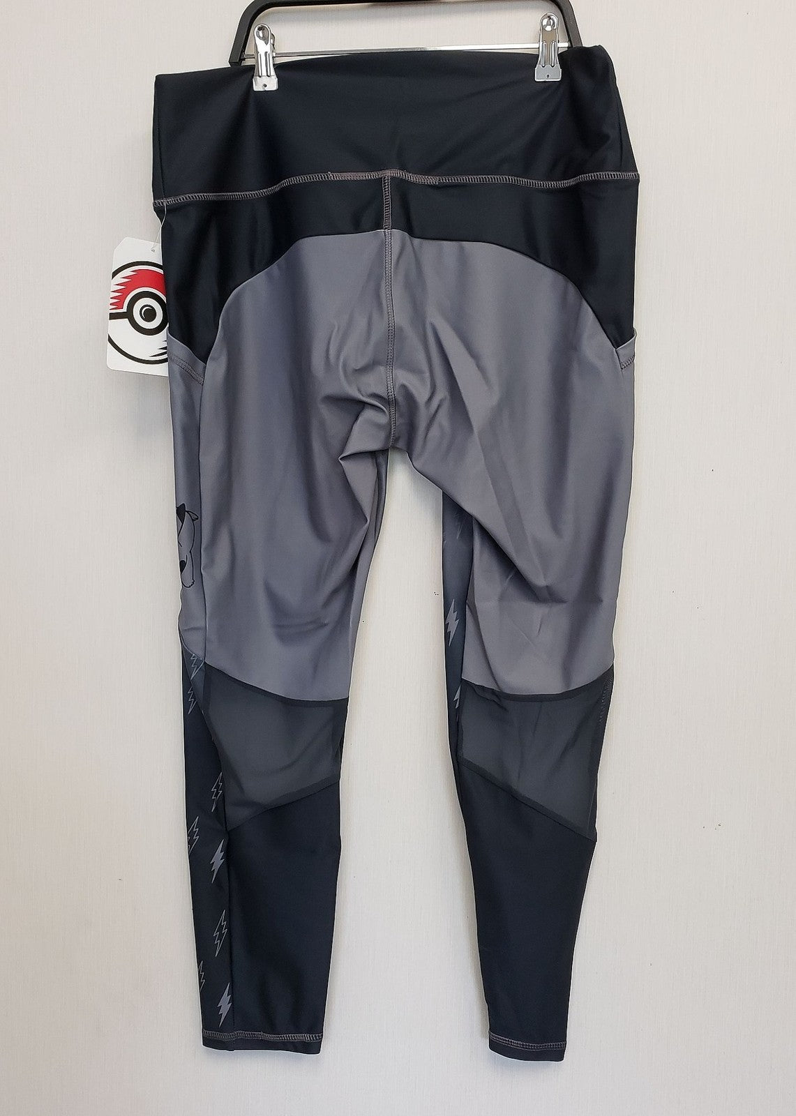 NEW Pokemon Pikachu Gray 7/8 Length Leggings Adult Size 2XL DA2a/22