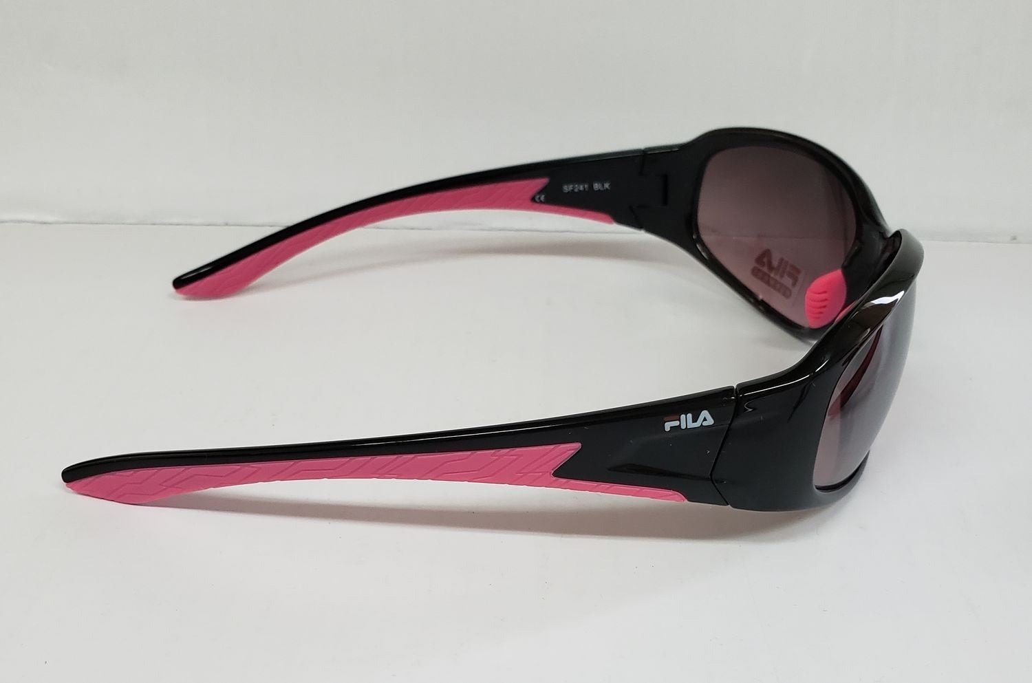 NEW Lot of 10 Fila Assorted Black /Red /Pink AUTHENTIC SUNGLASSES DD8a/25
