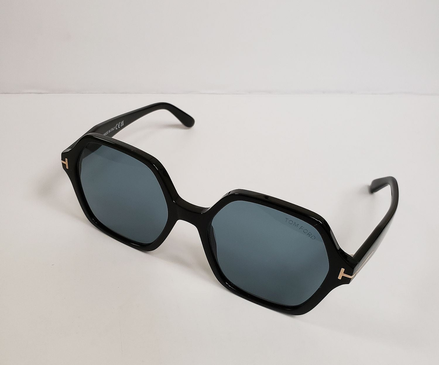 NEW Tom Ford Romy TF1032 ECO 01A Black Sunglasses G23a/21