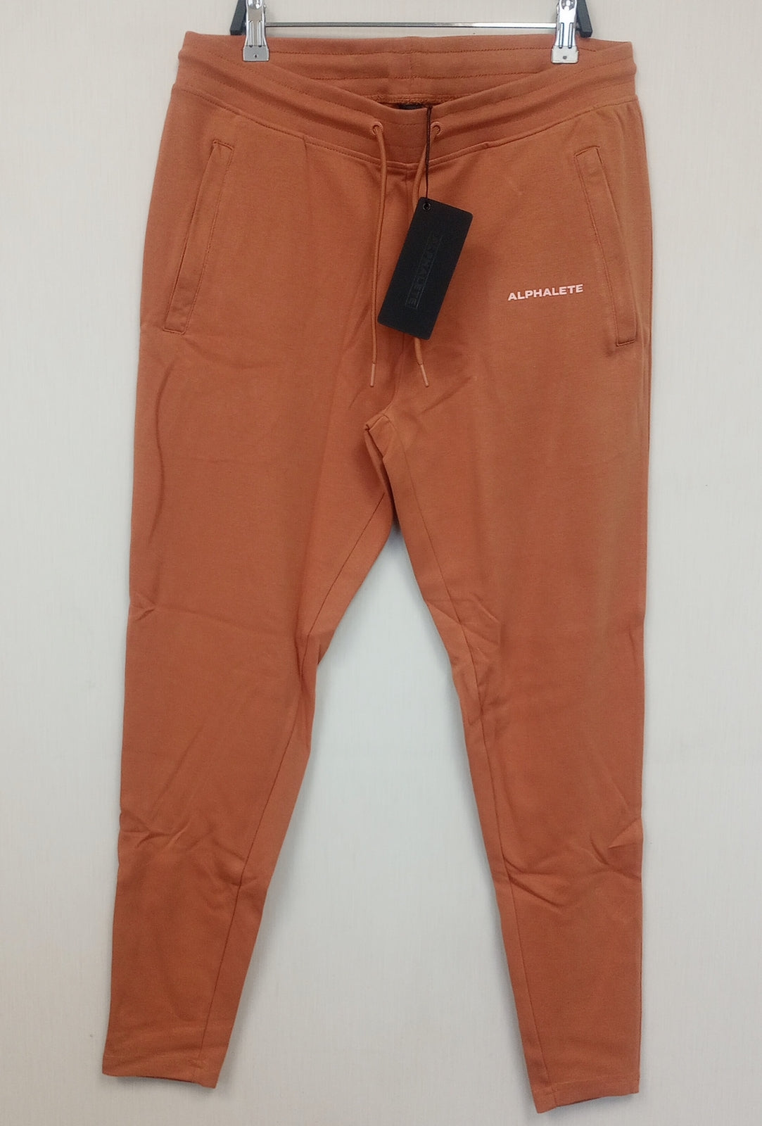 NEW Mens Alphalete  Essential Jogger – CLAY  size - XL /RG3/120