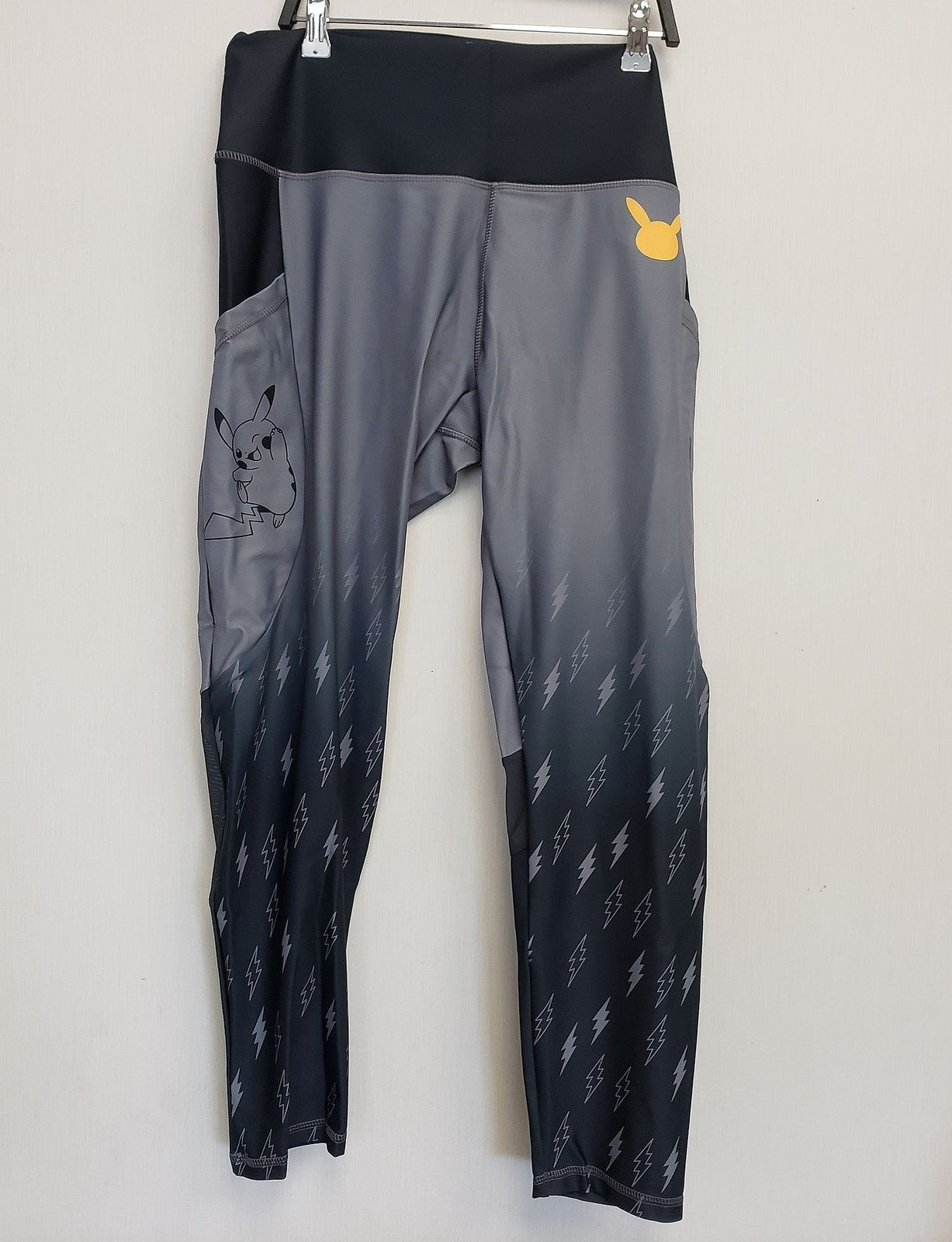 NEW Pokemon Pikachu Gray 7/8 Length Leggings Adult Size 2XL DA2a/23