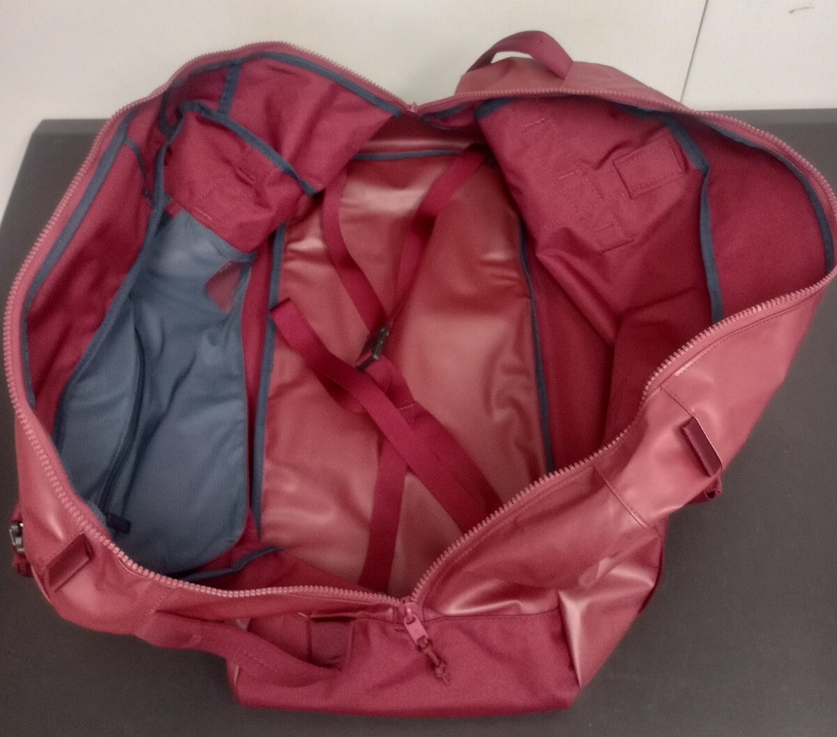 AWAY F.A.R TRAVEL Duffle 55L Lightweight Backpack Suitcase BURGUNDY CH44/125