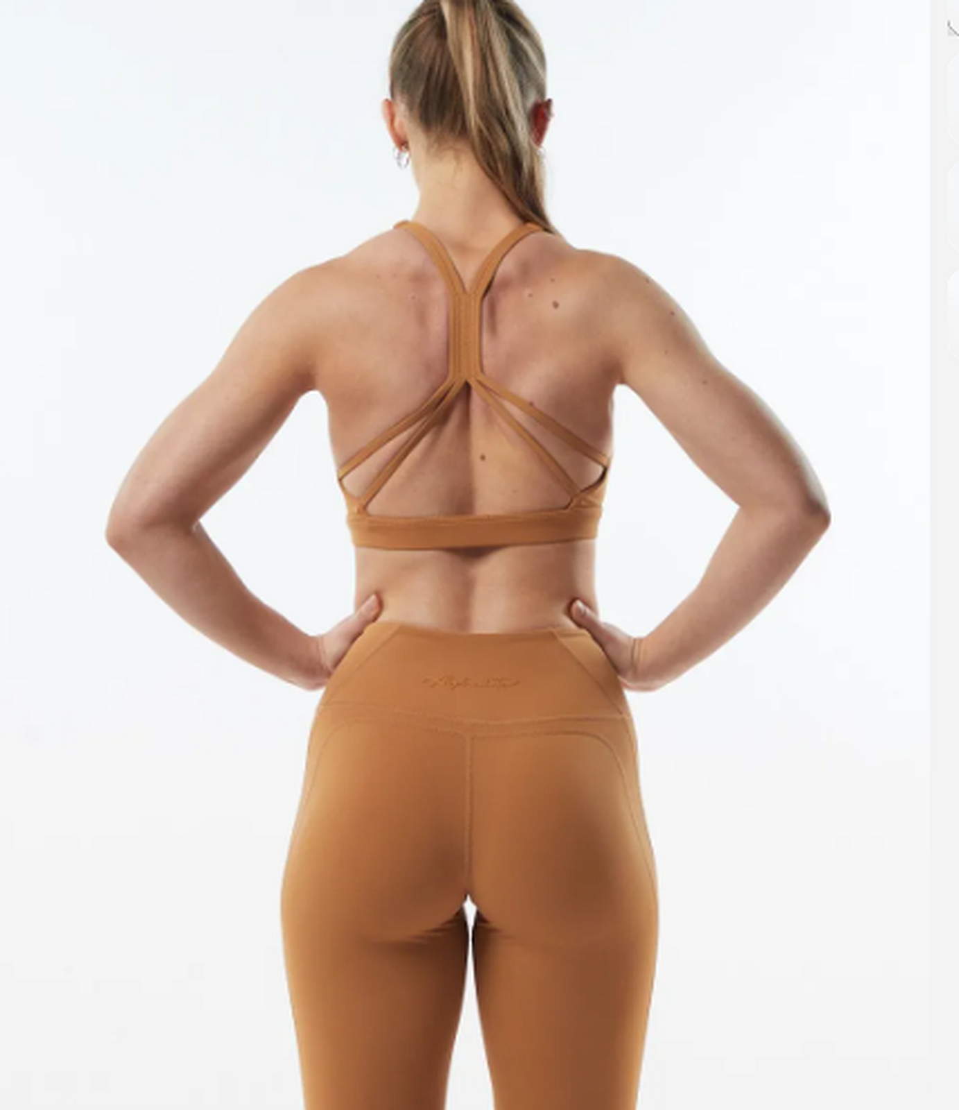 NEW Alphalete Women's Pulse Kinetic Bra - Chestnut Size XS (279022) G4a/22