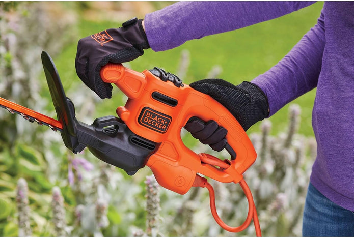 BLACK+DECKER Electric Hedge Trimmer, 16-Inch (BEHT100)
