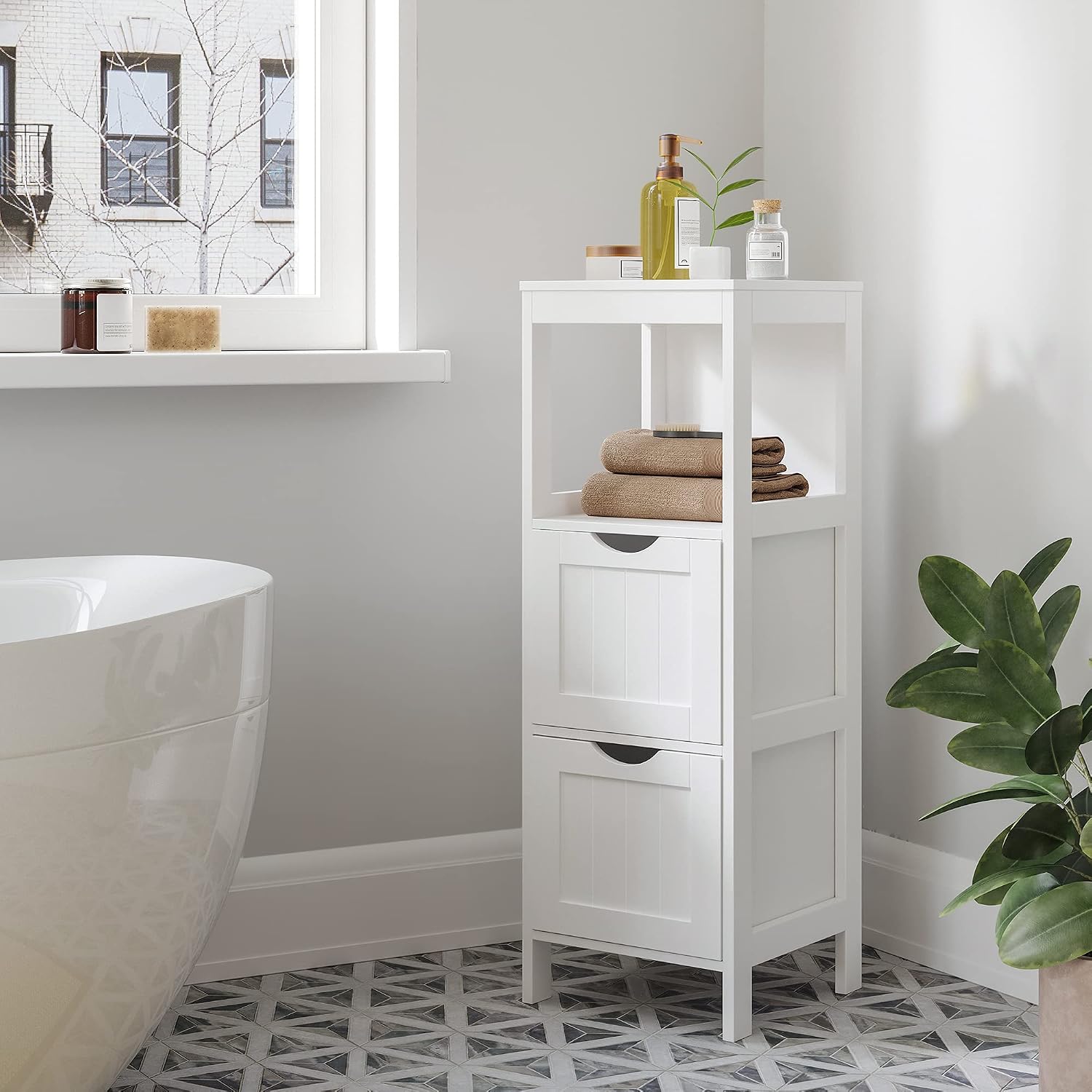 VASAGLE BBC42WT Bathroom Cabinet, Versatile Bathroom Shelf with 4 Levels, Wooden Bathroom Cabinet, Corner Cabinet, Medicine Cabinet, White, 30 x 89 x 30 cm