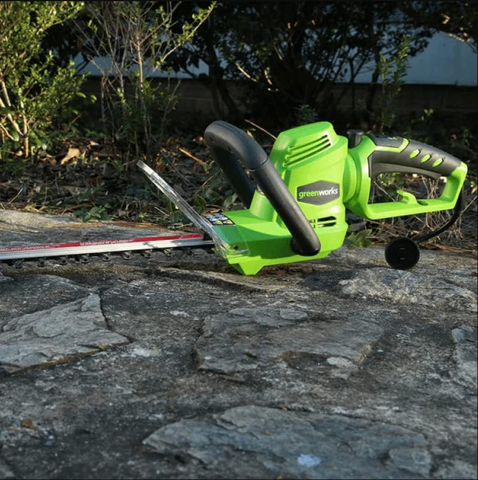 Greenworks 4 Amp 22-Inch Dual-Action Corded Hedge Trimmer