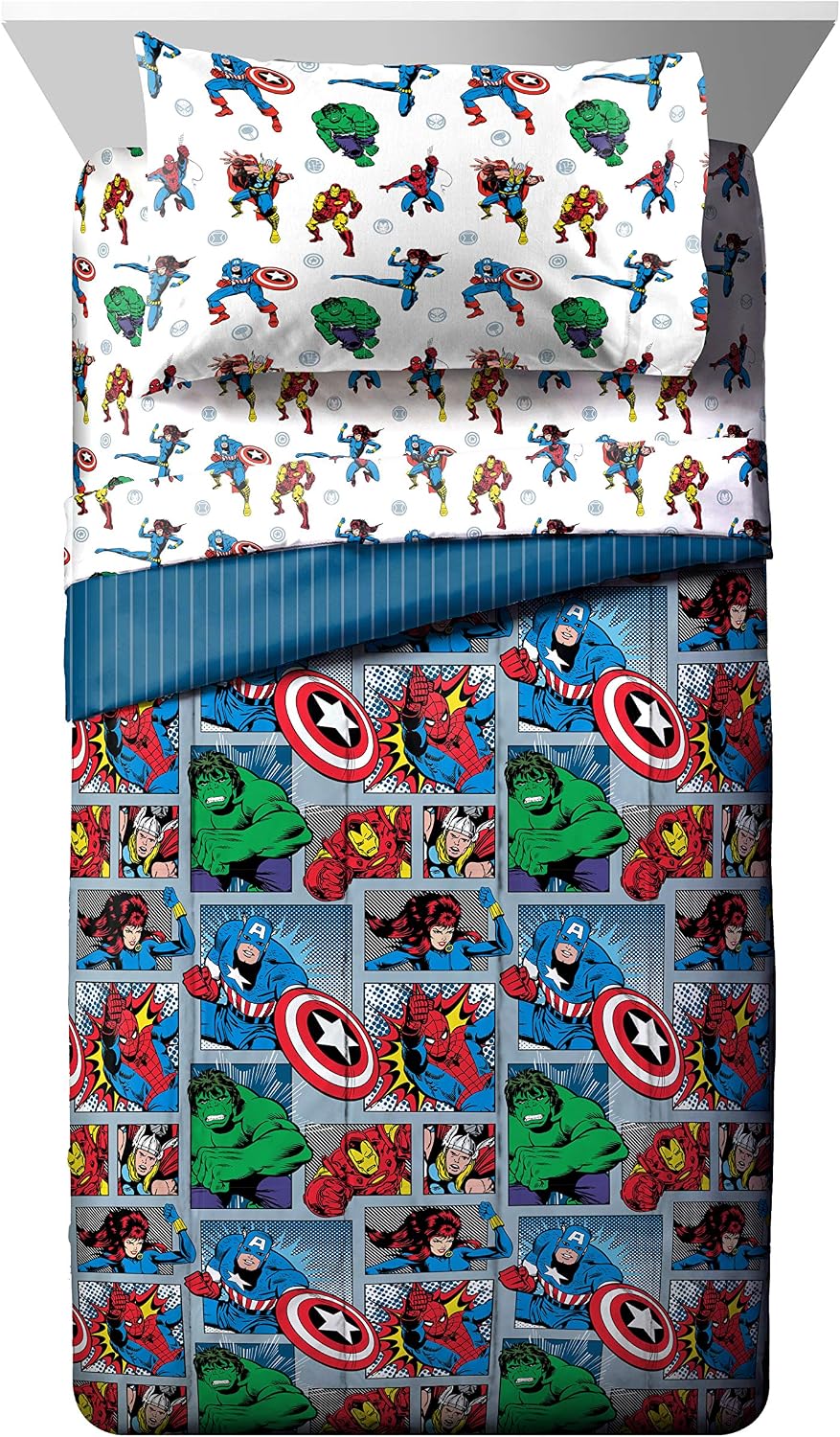 Jay Franco Marvel Avengers Fighting Team 5 Piece Full Bed Set - Includes Reversible Comforter & Sheet Set Bedding