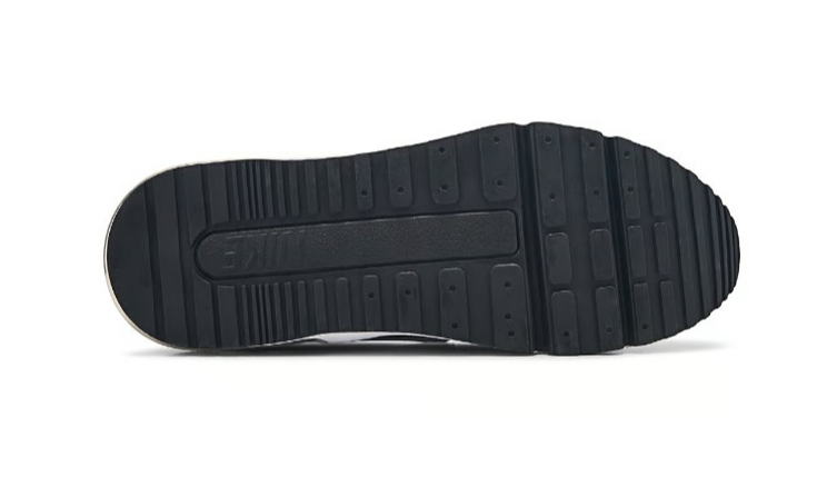 NIKE Men's Air Max LTD 3 Sneaker