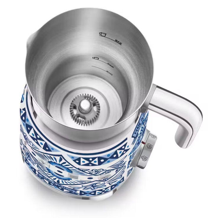 Smeg - Blu Mediterraneo Smeg & D&G Milk Frother - MFF01DGBUS