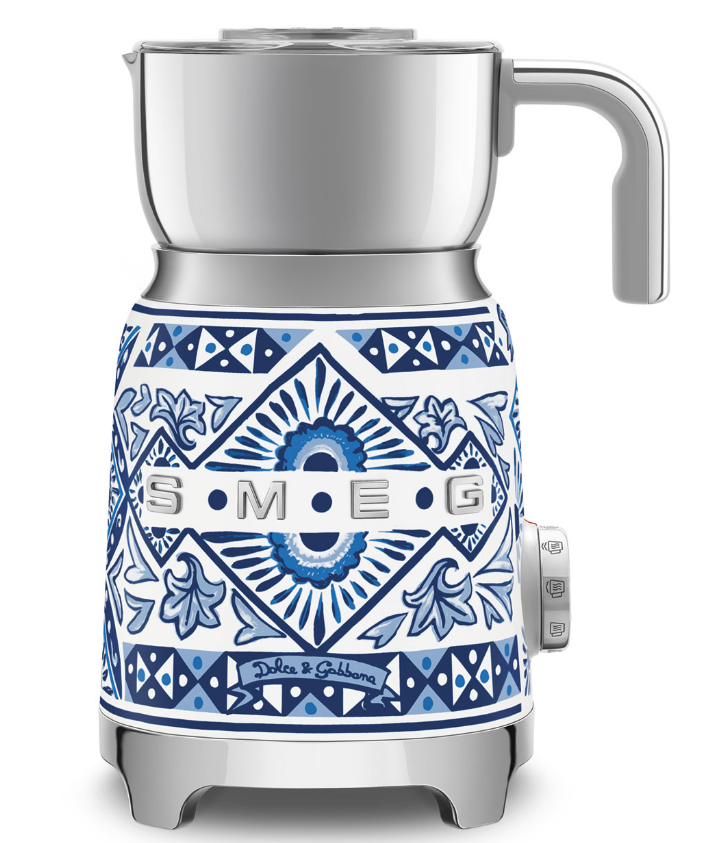 Smeg - Blu Mediterraneo Smeg & D&G Milk Frother - MFF01DGBUS