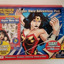 Wonder Woman Super Hero Adventure Activity Pad Bendon