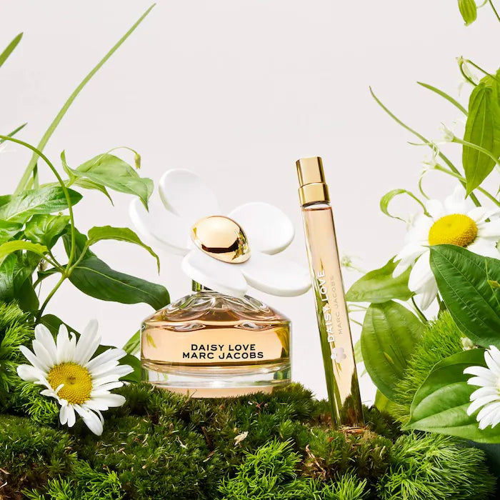 Daisy Love Eau de Toilette with  White Florals & Driftwood 100ml